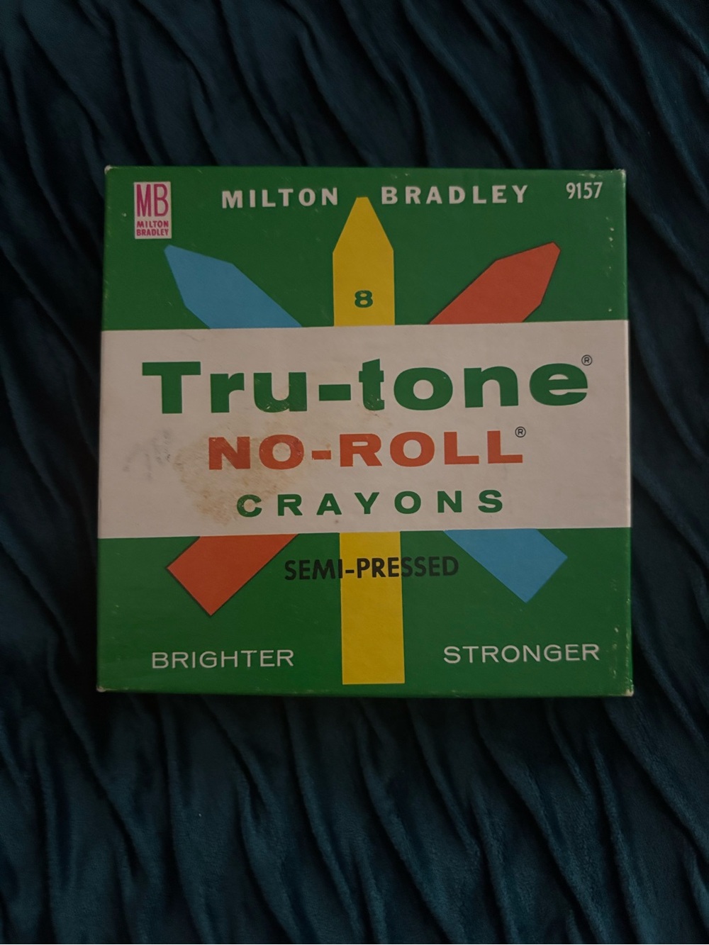 Vintage Milton Bradley Tru-tone No-Roll Crayons - Assorted Colors